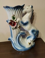 Capodimonte lovas váza, 41 cm