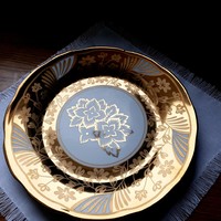 Aranyszínű porcelán asztalközép