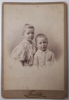Antik keményhátú cabinet fotó, testvérek, 17x11,3 cm, Goszleth, Budapest 1890 körül