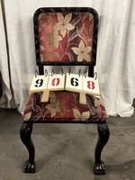 Oroszlán lábas antik szék, újra kárpitozva, 93 x 48 x 48 cm-es. 9068