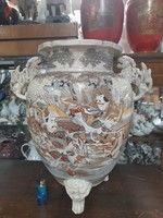 Japán Nagyméretű Satsuma Moriage Plasztikus Shogun,Szamuráj,Aranybrokátos Dekoros Váza.43 x 43 cm..