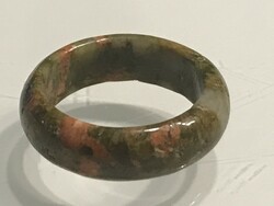 Unakit ásványból készült gyűrű, 17 mm belső átmérő