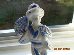 Retró kínai porcelán figura kék-fehér arany csíkokkal