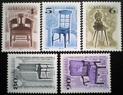 S4565-9 / 2000 antique furniture iii. Postage stamp