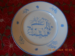 A venison plate designed by Sincó Zsolnay. Rare! I