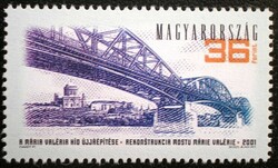 S4624 / 2001 mária valéria -híd stamp postal clerk