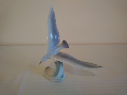 Hand painted raven house seagull nipp