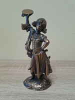 Táncoló lány bronz szobor 18 cm