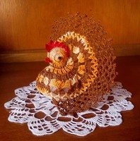 Crochet Easter hen