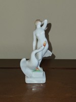 Léda Herend nude with a swan