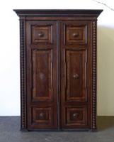 1Q583 antique carved twisted column cassette Neo-Renaissance wardrobe 190 x 135 x 80 cm