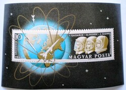 B33 / 1962 from Icarus to the space rocket. Blokk postal clean