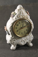 Porcelain mantel clock 922