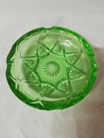 Uránzöld üveg hamutál