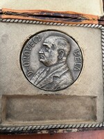 Bronze paramedic memorial