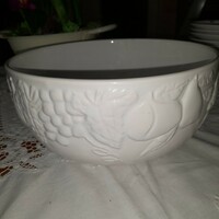 A soup bowl with a pattern in its convex material