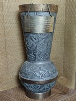 Különleges lengyel kerámia mázas fém váza szakmai díj Gönczi "Maxi" fotóművész hagyatékából