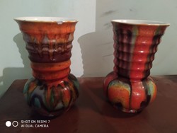 Kőbánya/Kispest festett-mázas kerámia vázák.