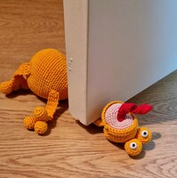 Crochet door support amigurumi