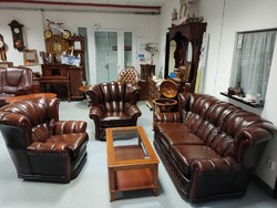 Very rare original leather chesterfield sofa set in beautiful condition