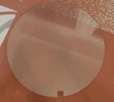 Kör alakú üveglap