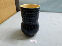 T1429 pond head vase 16 cm