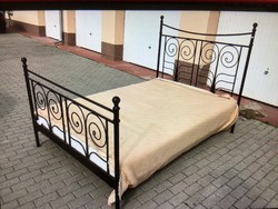 Iron double bed 140x200
