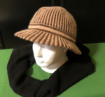 Elegáns  női kalap,fekete sállal