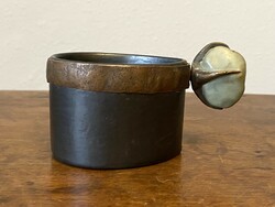 BRONZ MADÁR KAROM DÍSZÍTÉSŰ RETRO KERÁMIA DÍSZ EDÉNY KÖRBE FUTÓ RÉZ SZALAGGAL