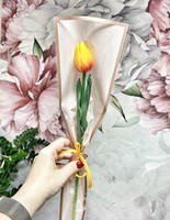 Small Women's Day gift - 1 rubber tulip