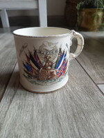 World War I British porcelain commemorative cup (8.7x8.8x11.8 cm)