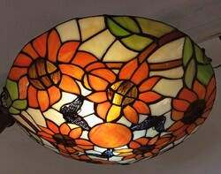 Cozy Tiffany ceiling lamp