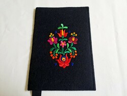 File holder, notebook cover embroidered with Kalocsa pattern 24 x 17 cm on felt material
