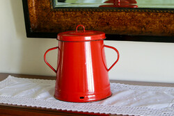 5 Liter, red, enamelled, fat bucket. - It's in a nice, well-preserved condition