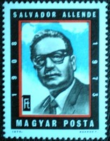 S2949 / 1974 salvador allende stamp postal clerk