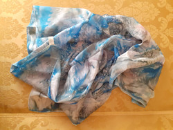 Batik 100% silk scarf. 86 X 90 cm