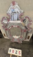 Venetian mirror, in beautiful condition, size 125 x 75 cm. 9025