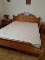 Double bed rustic pine/alder stain
