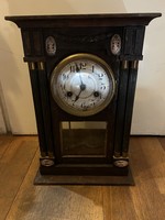 Table clock, with wooden case, xix. Century, in beautiful condition. 38 cm
