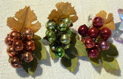 3 Pieces of antique tapestry? Glass Christmas tree decoration bunch of grapes ~11cm