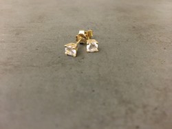 14 karátos sárga arany bedugós fülbevaló cirkónium kővel
