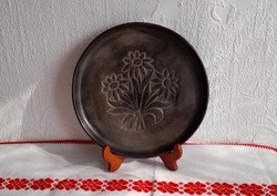 Nádudvari black ceramic wall plate 27 cm