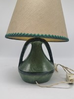 Kerezsi Gyöngyi retro kerámia lámpatest, jelzett, 18 cm a kerámia + 6,5 cm foglalat, 40 cm ernyővel