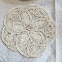 Small tablecloth with a diameter of 11 cm