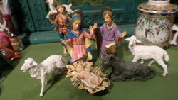 7-piece Italian retro nativity scene, made of stronger plastic, in extremely nice condition.