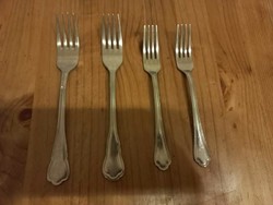 Stainless forks 2 large and 2 small