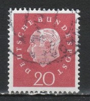 Bundes 2962 Mi 304 R       4,00 Euró