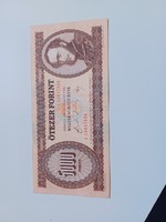 Aunc 1990 letter j, a rare 5000 HUF banknote suitable for a collection.