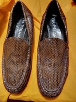 Women's leather shoes size 38