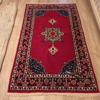 Hand-knotted wool rug, 160 x 98 cm